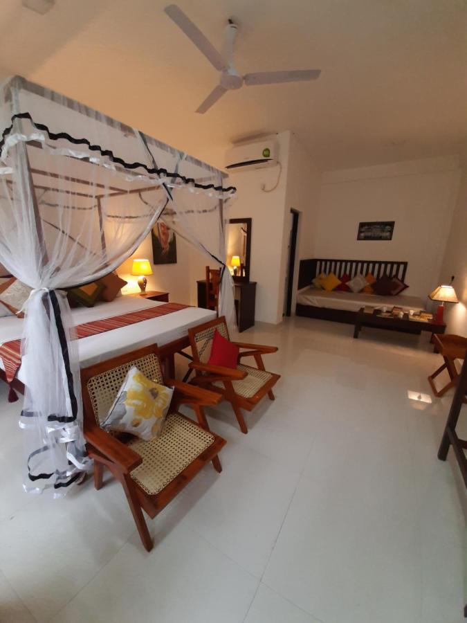Hotel Chanara Sigirîya Extérieur photo
