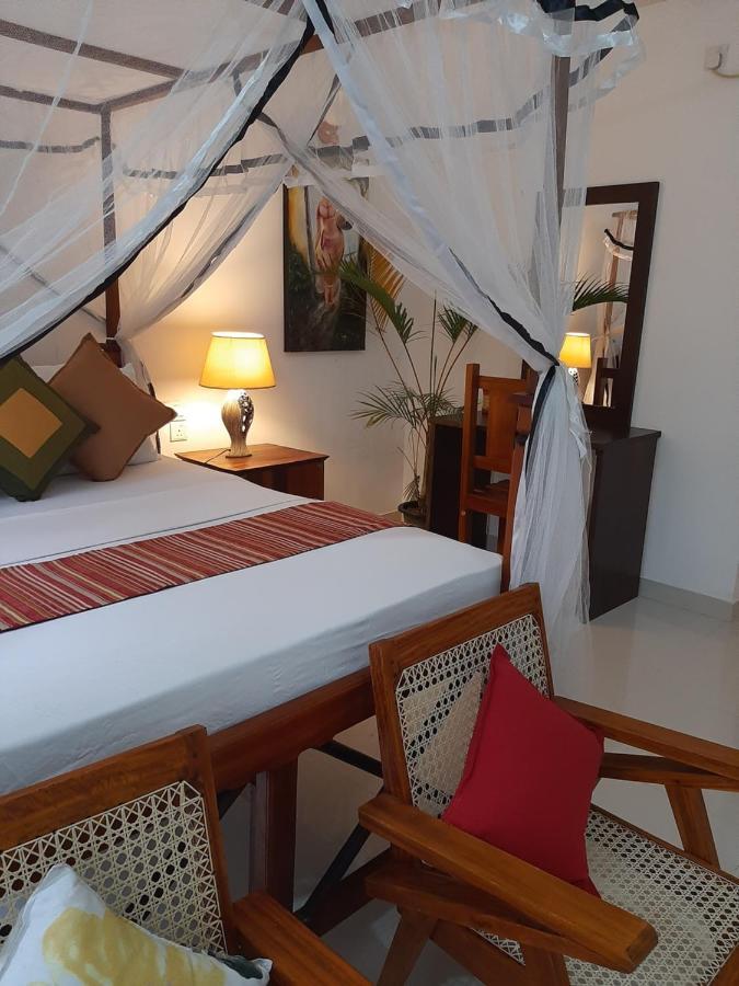 Hotel Chanara Sigirîya Extérieur photo