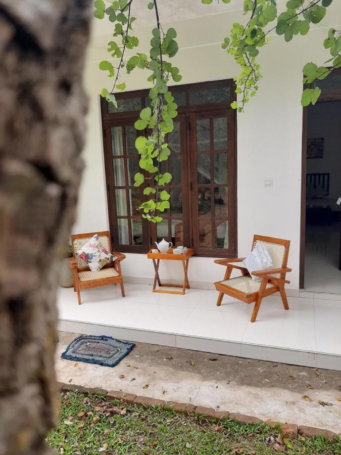 Hotel Chanara Sigirîya Extérieur photo
